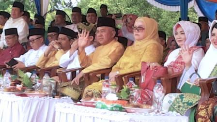 Gubernu Riau Buka Bazaar dan Lepas Pawai Ta'aruf MTQ XXXVI  Provinsi Riau